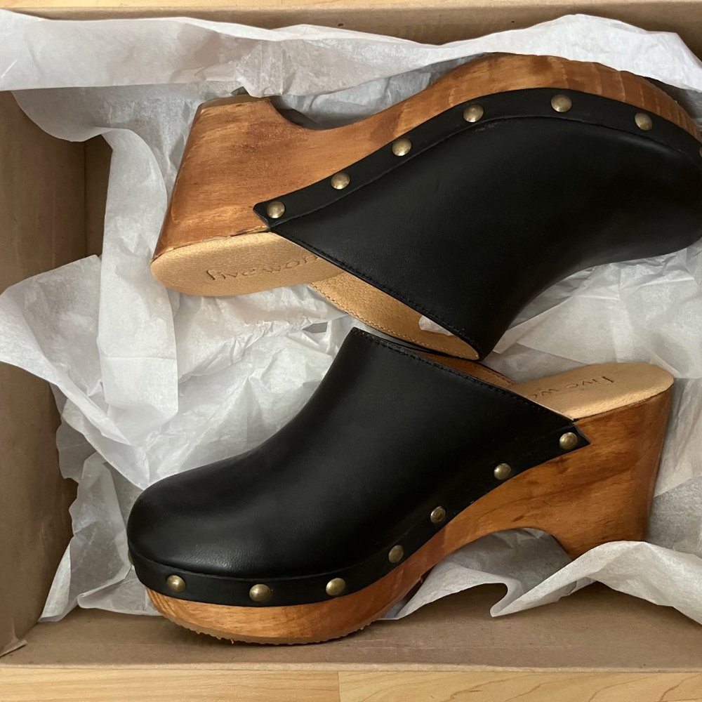 NEW IN BOX Cordani Zorba Black Leather Wooden Clogs Women's Size 8